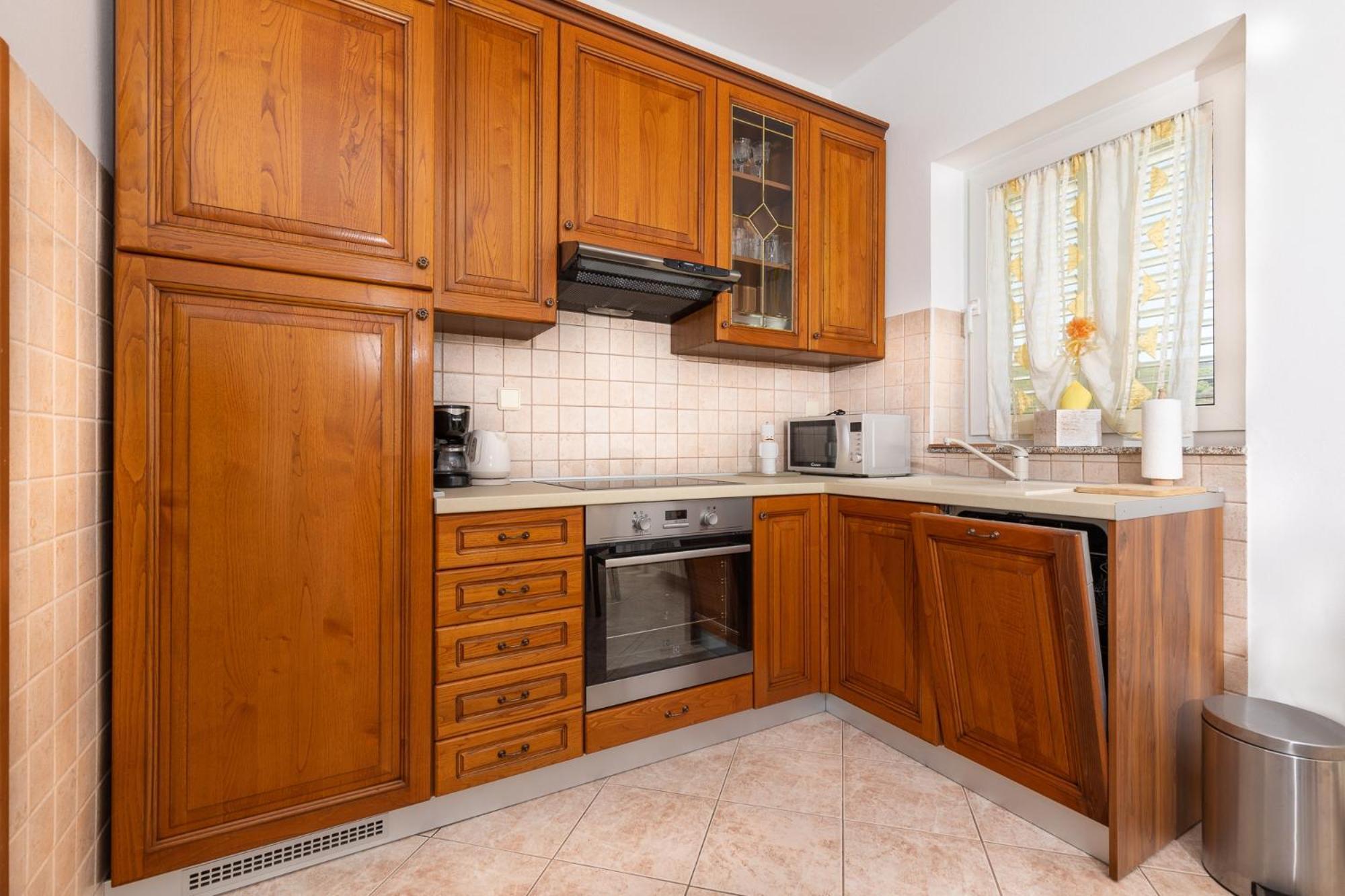 Apartments With A Parking Space Punat, Krk - 20553 Екстер'єр фото